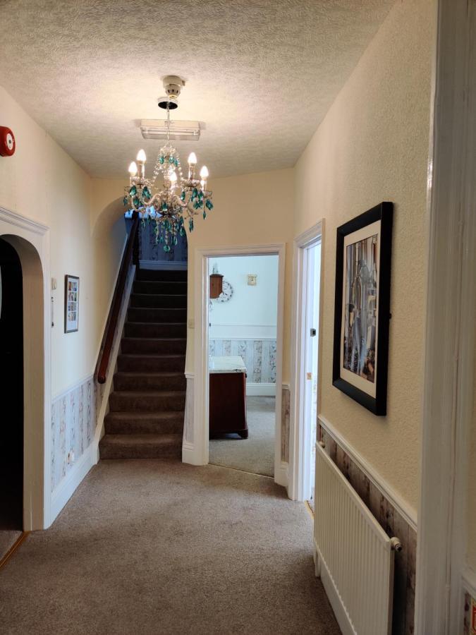 Cameron Court B&B แฟลมโบโร ภายนอก รูปภาพ