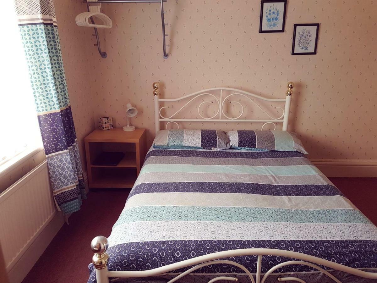 Cameron Court B&B แฟลมโบโร ภายนอก รูปภาพ