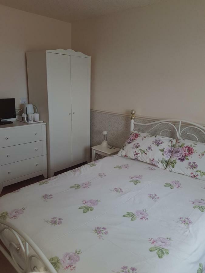 Cameron Court B&B แฟลมโบโร ภายนอก รูปภาพ